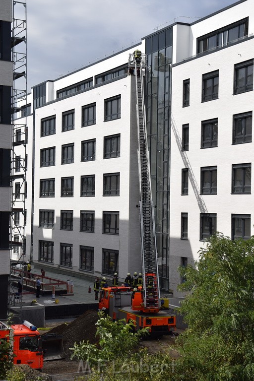 Fassadenfeuer Baustelle Koeln Kalk Dillenburgerstr P10.JPG - Miklos Laubert